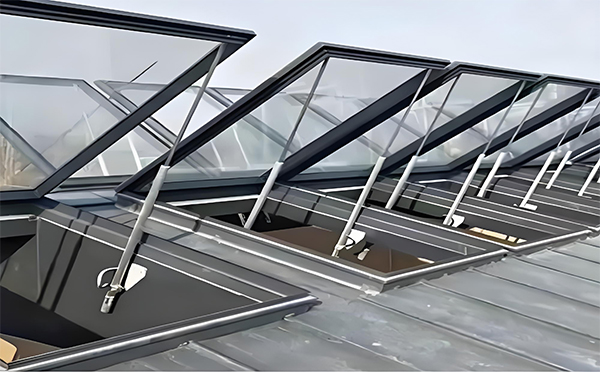 人民路街道消防排烟窗