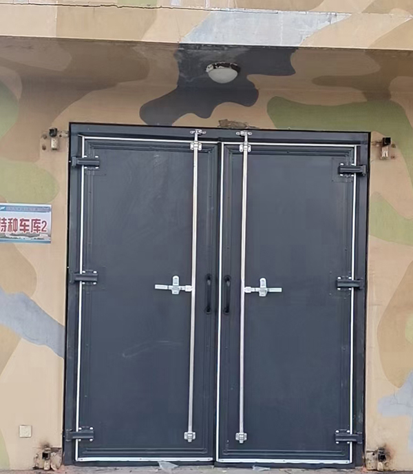 人民路街道工业平开门