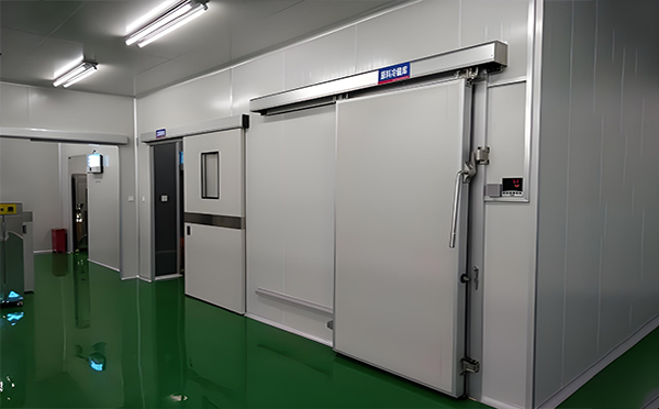 人民路街道冷库门