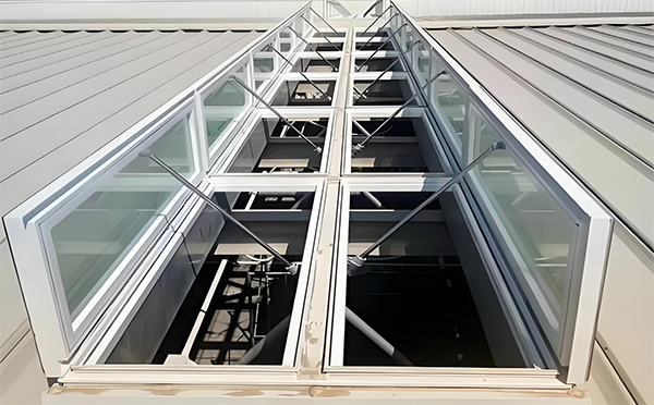 人民路街道排烟天窗