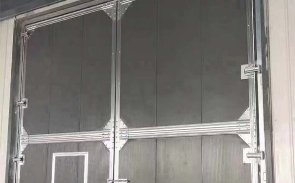 人民路街道兰州厂房人民路街道工业门选购与使用指南：打造高效安全的生产环境