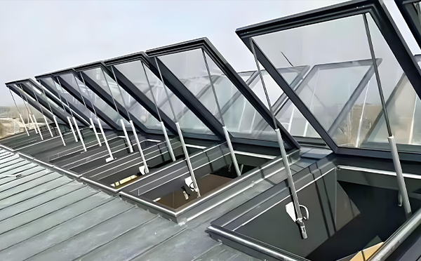 消防人民路街道排烟窗的接线安装指南