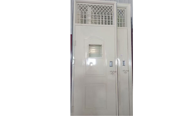 人民路街道学校教室门